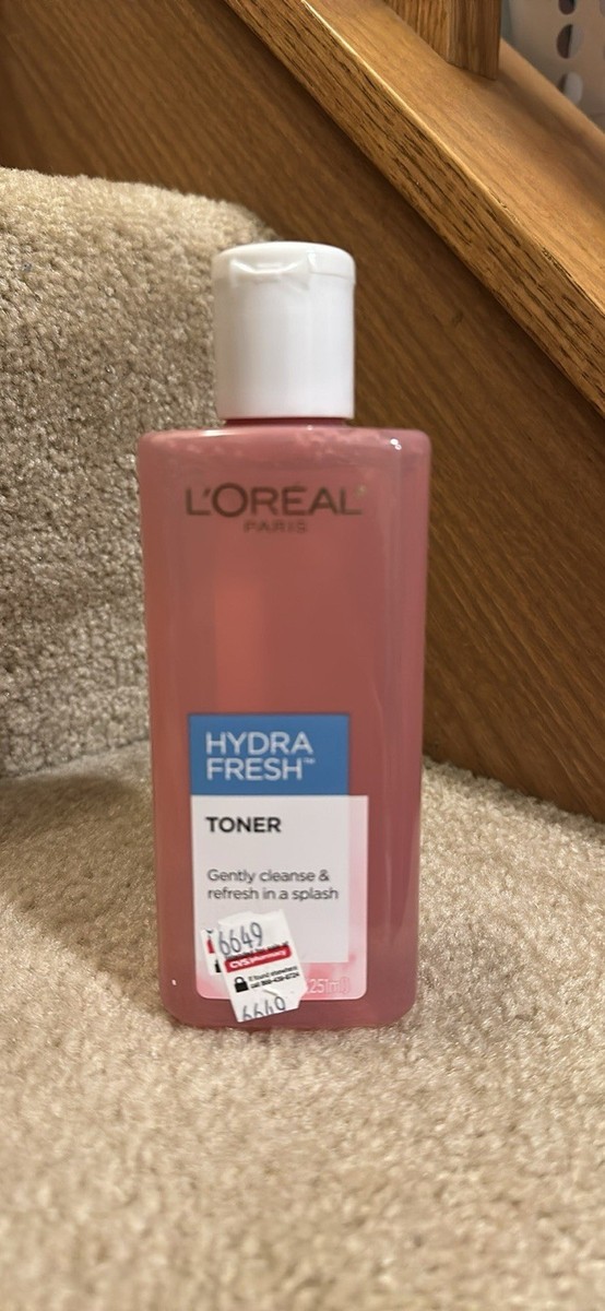 L'Oreal Paris Hydrafresh alcohol-free toner pink bottle with white cap