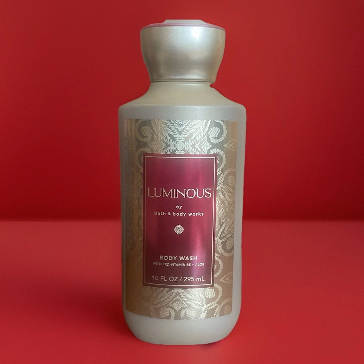 Bath & Body Works Luminous body wash 10 fl oz with pro-vitamin B5 and aloe
