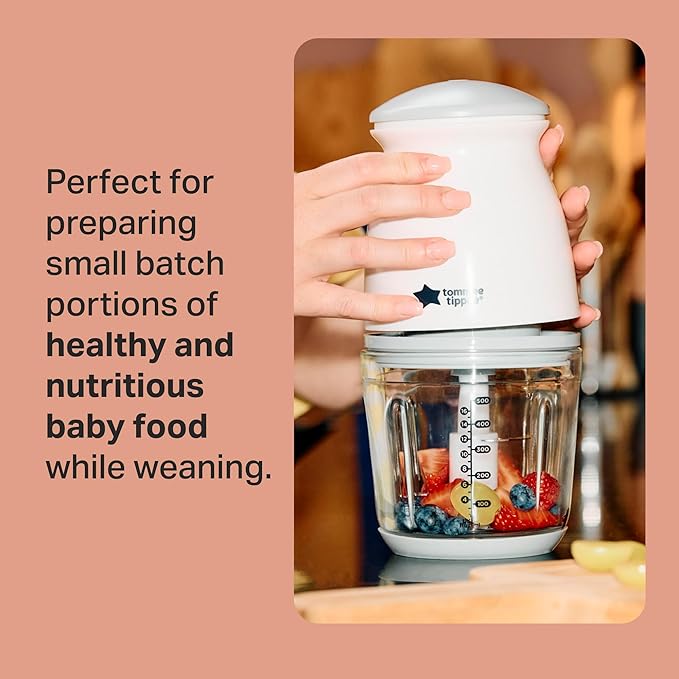 Tommee Tippee Quick Chop Food Blender white with berries inside bowl