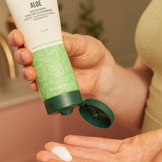 The Body Shop Aloe Soothing Cream Cleanser 125ml green tube