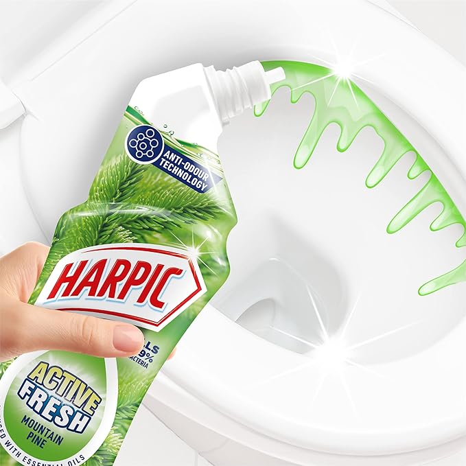 Harpic Active Cleaning Gel 750ml pine fresh toilet cleaner bottle