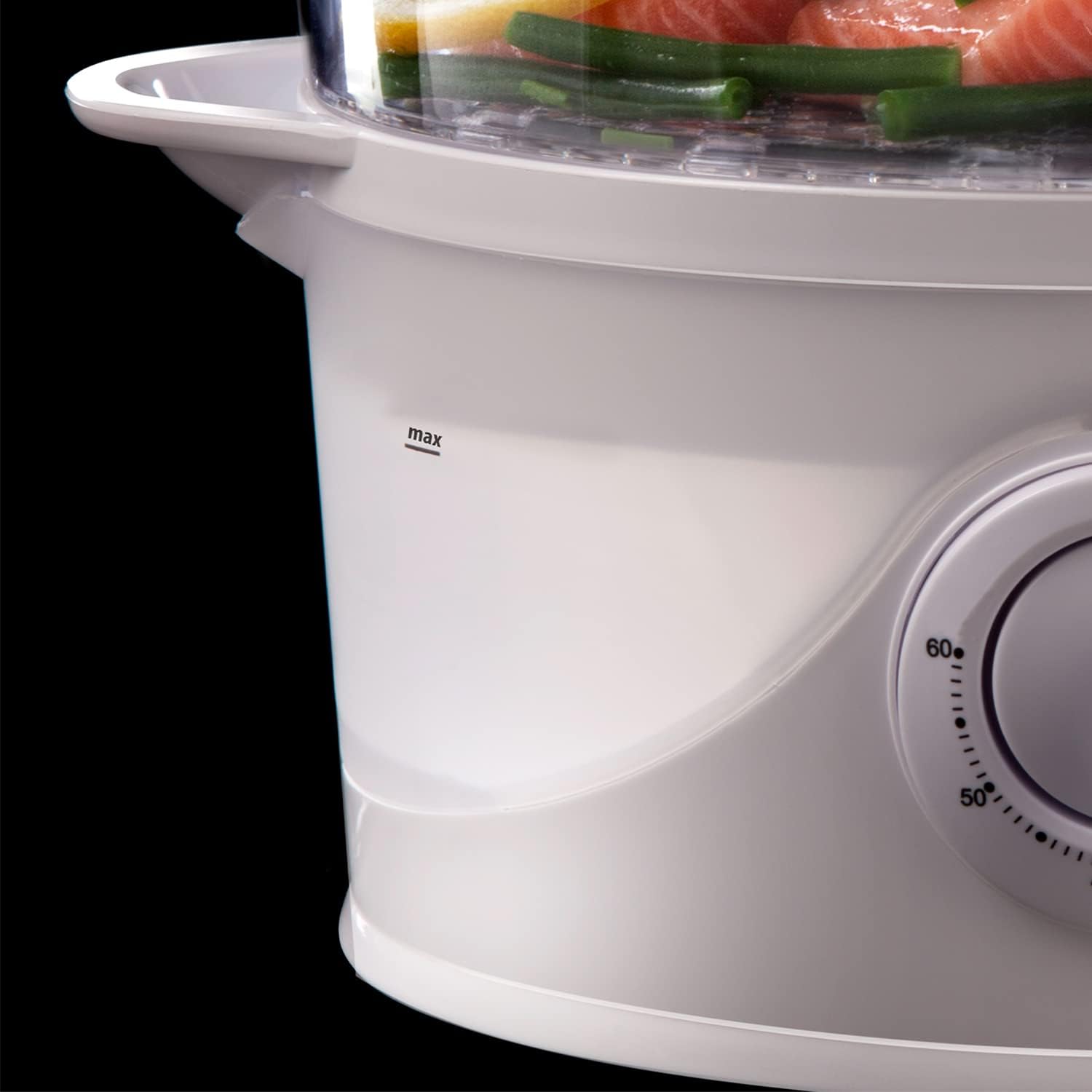 Russell Hobbs 21140 white three-tier food steamer with vegetables inside