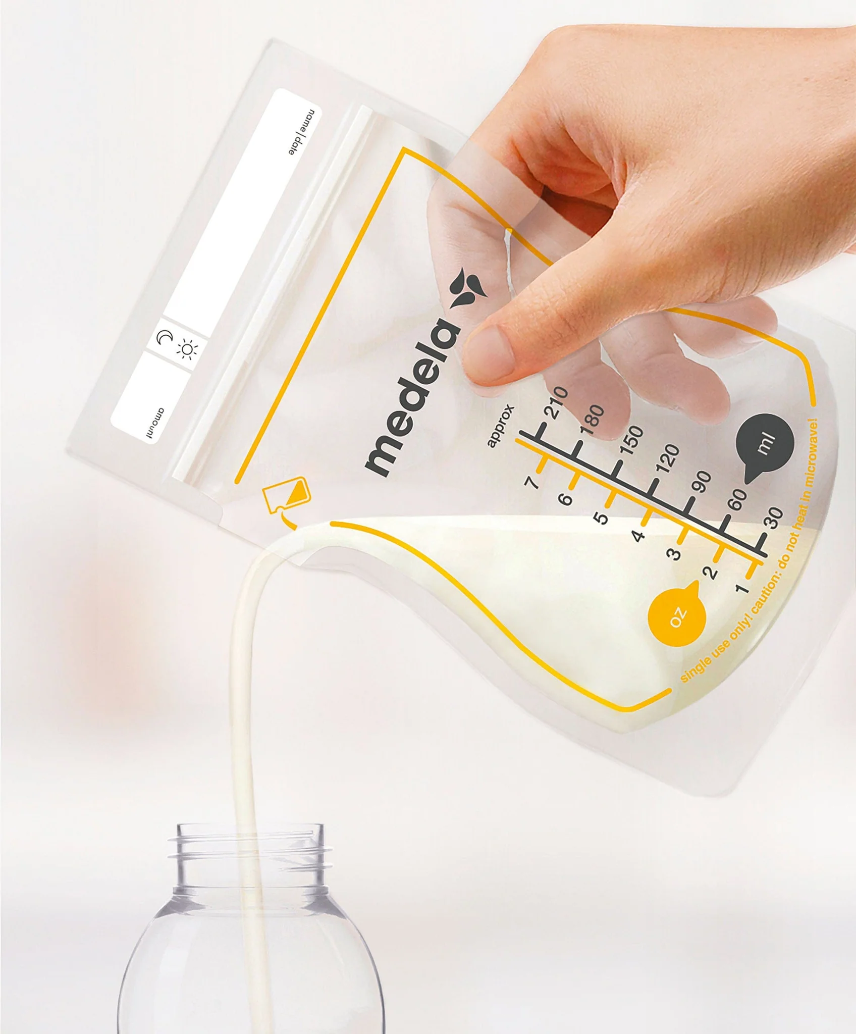 Medela breastmilk storage bags with measurement markings, 50 pack, clear plastic pouches