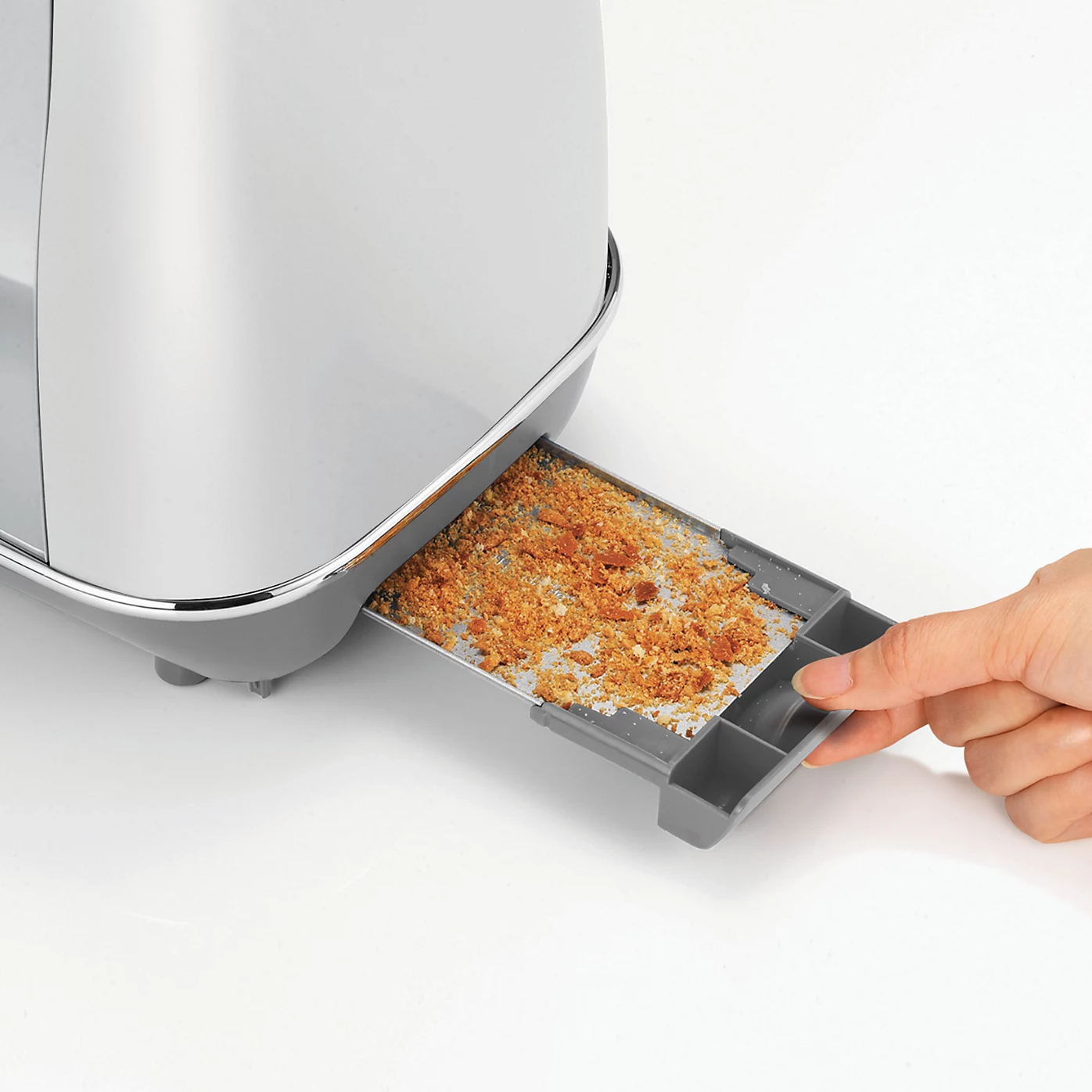Morphy Richards Evoke white 2 slice toaster with crumb tray open