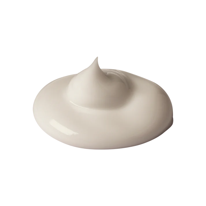 Makari Blue Crystal Skin Reviving Body Lotion 500ml cream texture closeup