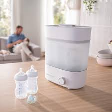 Philips Avent Advanced Steam Electric Bottle Steriliser white with bottles