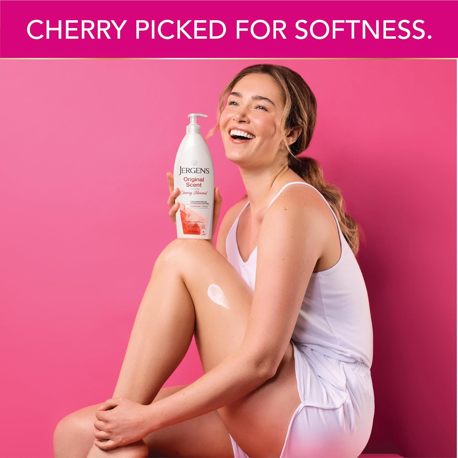 Jergens Original Scent dry skin moisturiser 621ml pump bottle with cherry almond formula