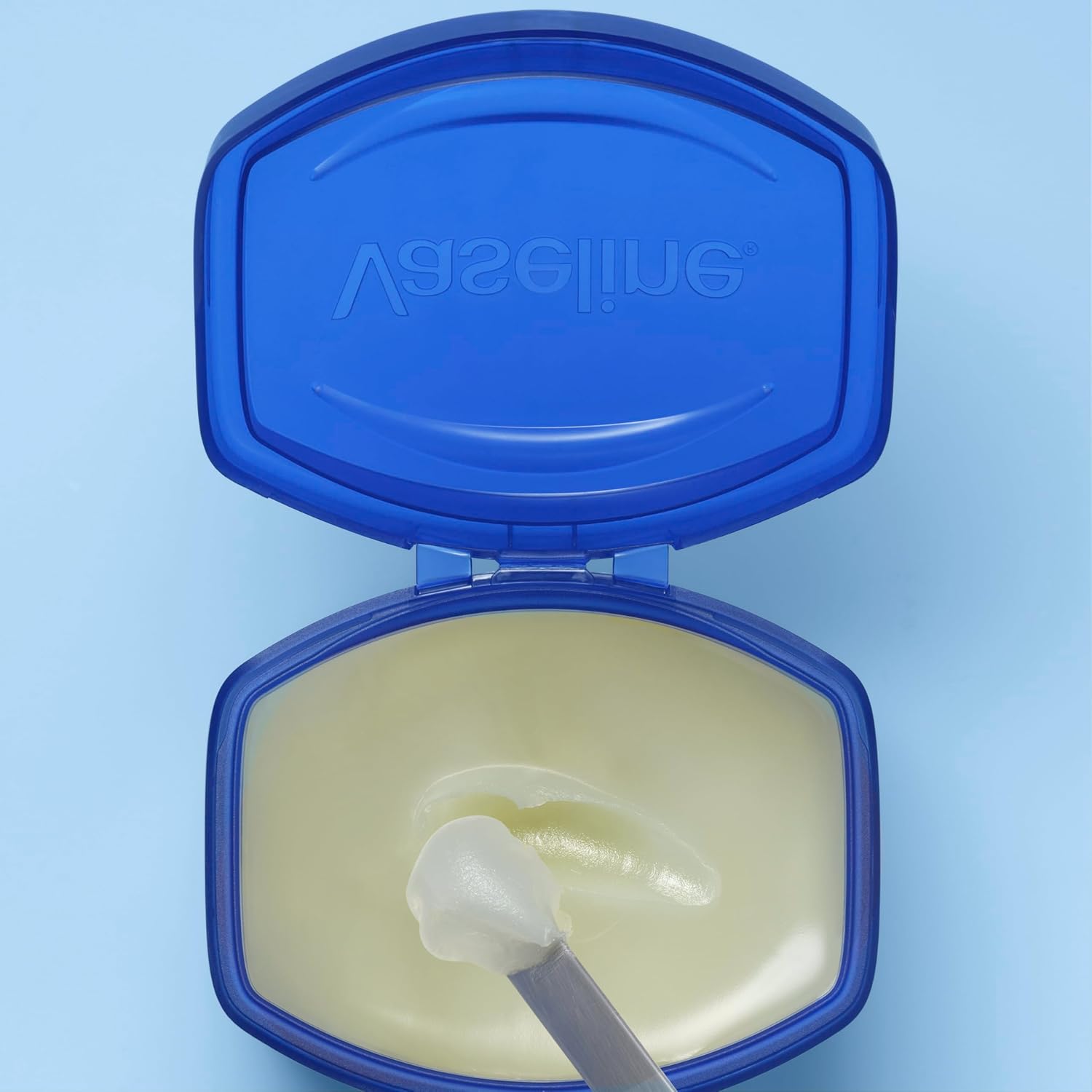 Vaseline Original Petroleum Jelly 212g in blue jar with applicator