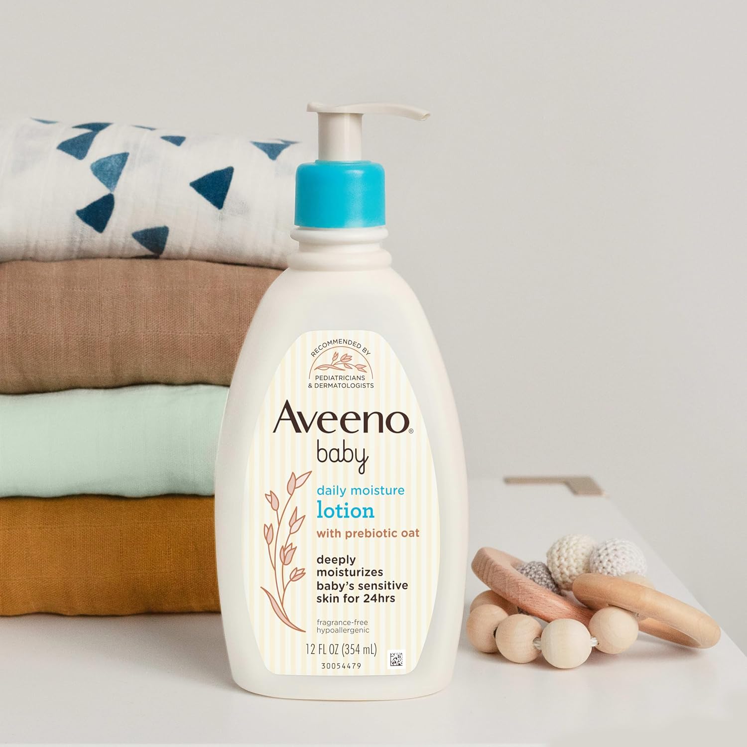Aveeno Baby Daily Moisture Lotion 354ml with prebiotic oat pump bottle