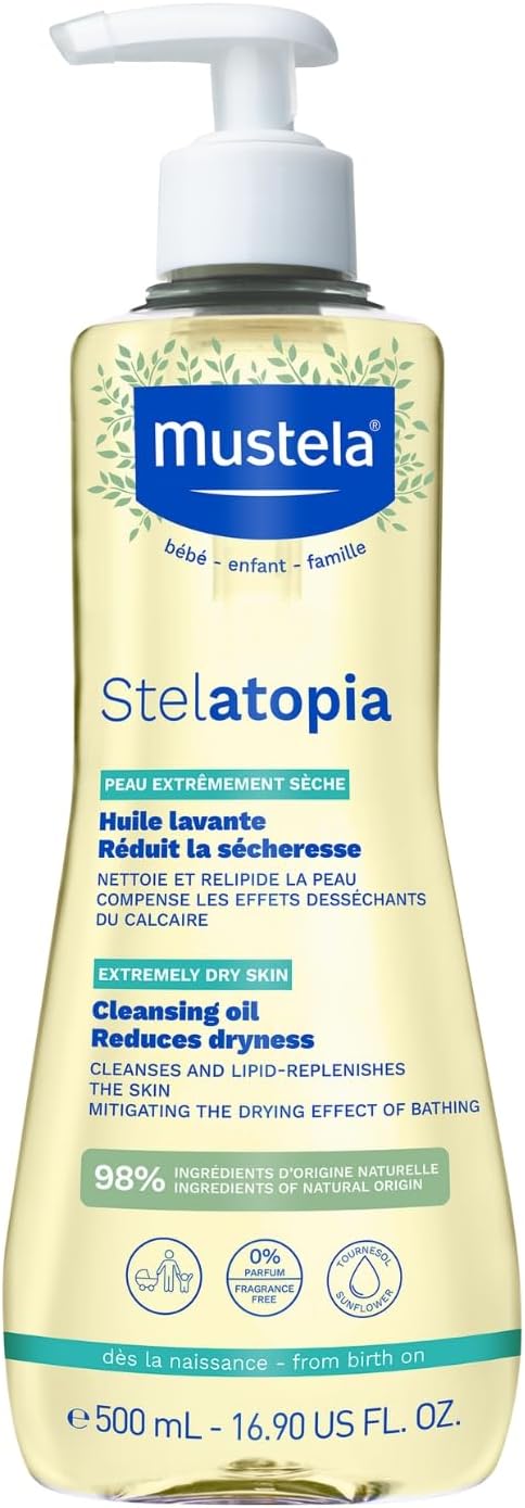 Mustela Stelatopia Cleansing Gel 200ml pale yellow pump bottle for dry skin
