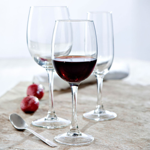 Vicrila Syrah toughened wine glasses 580ml set of six with red wine
