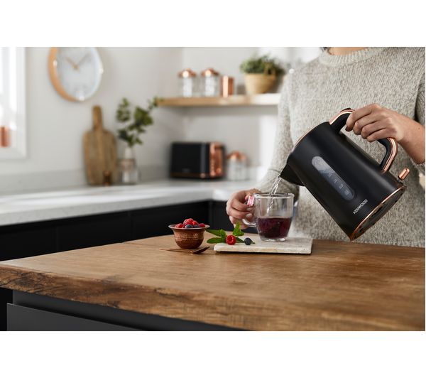 Kenwood Abbey Lux water kettle 1.7L dark grey rose gold pouring