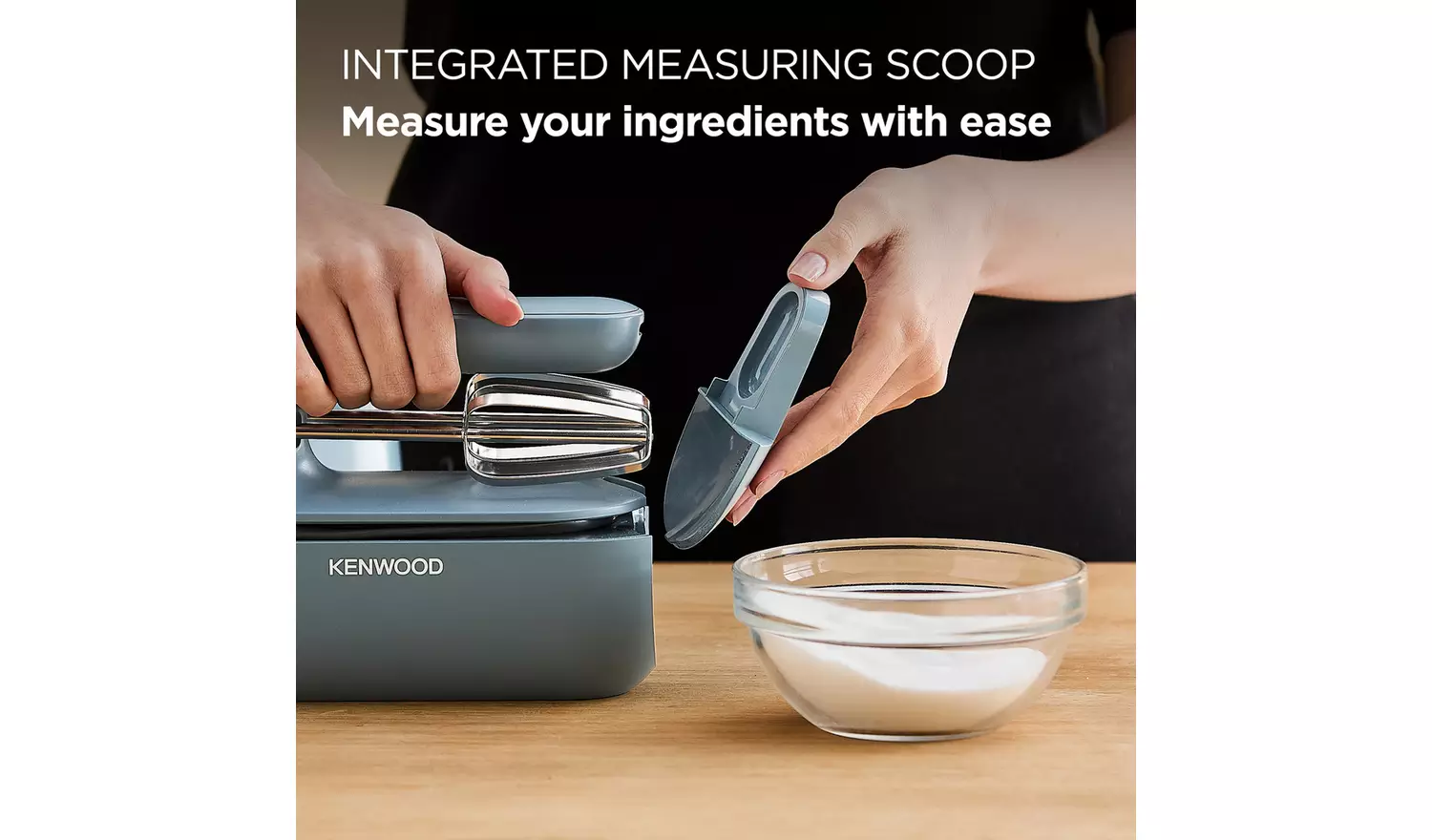 Kenwood QuickMix Go electric hand mixer blue with integrated measuring scoop attachment
