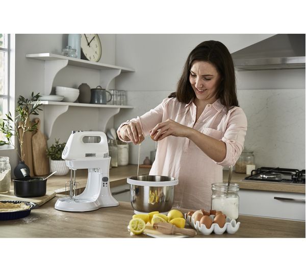 Kenwood HMP30 silver electric hand mixer with bowl and beaters