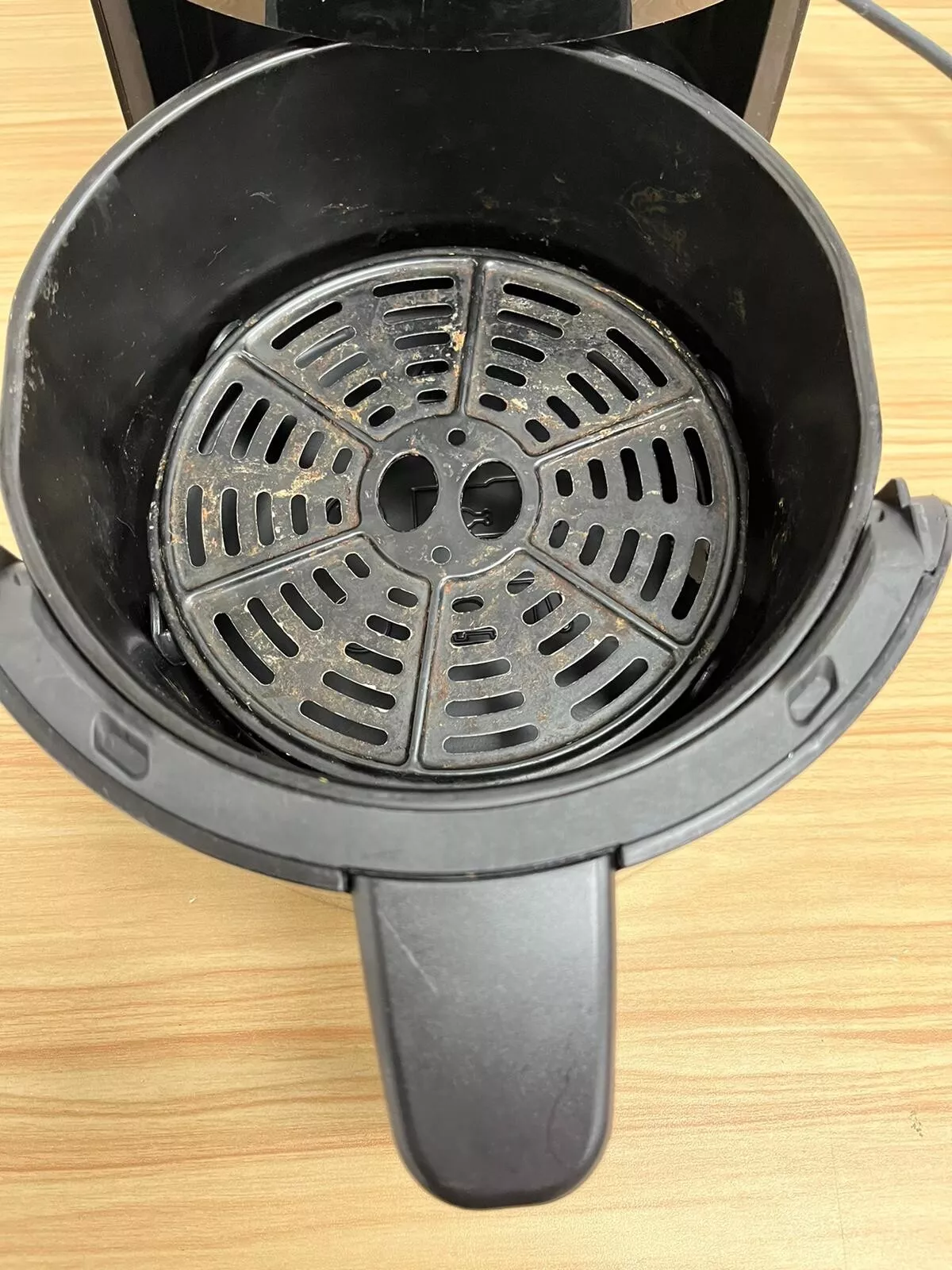 Russell Hobbs Compact Rapid Digital Air Fryer 1.8L with perforated basket