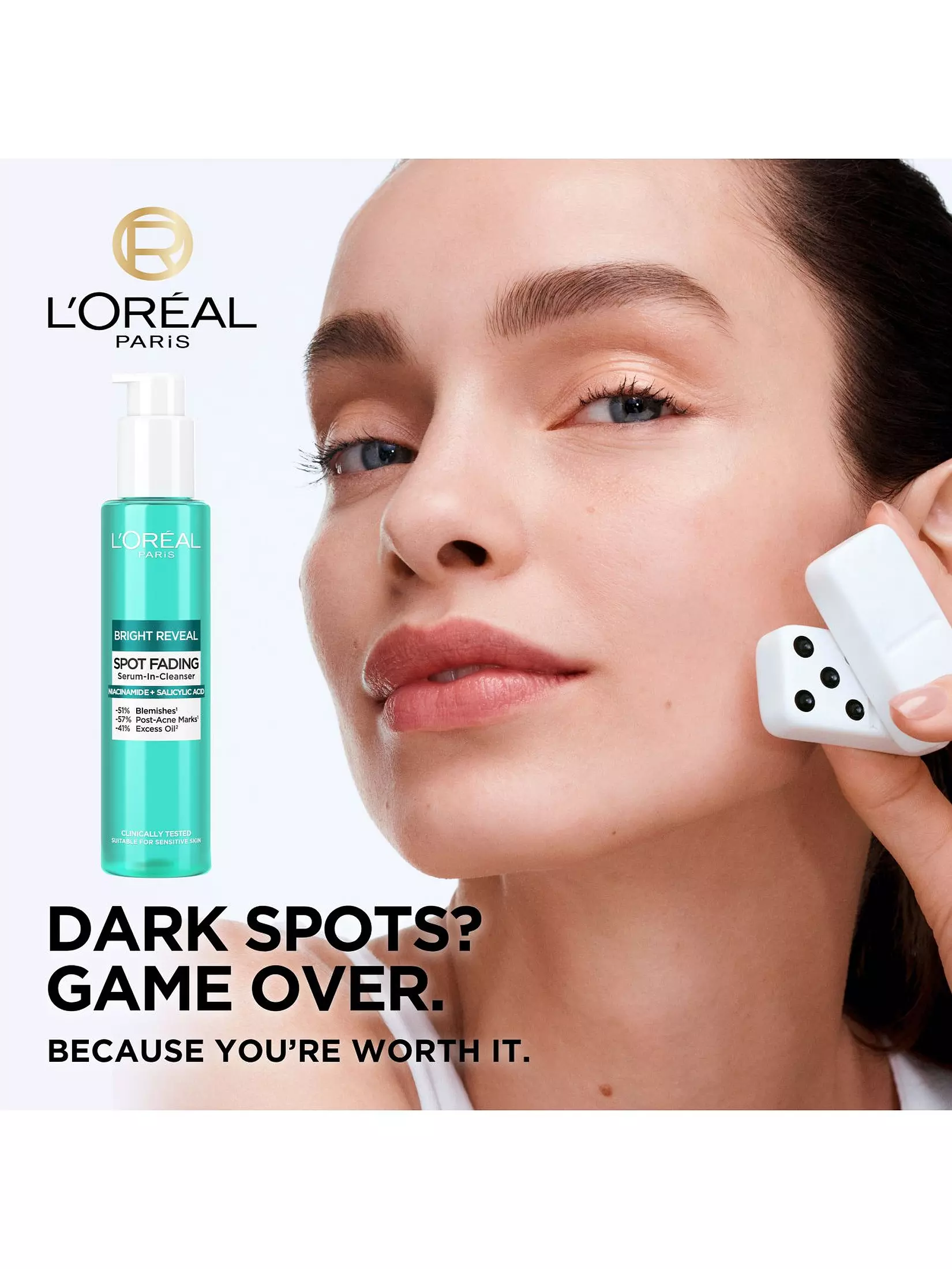 L'Oréal Paris Bright Reveal turquoise spot cleanser 150ml bottle